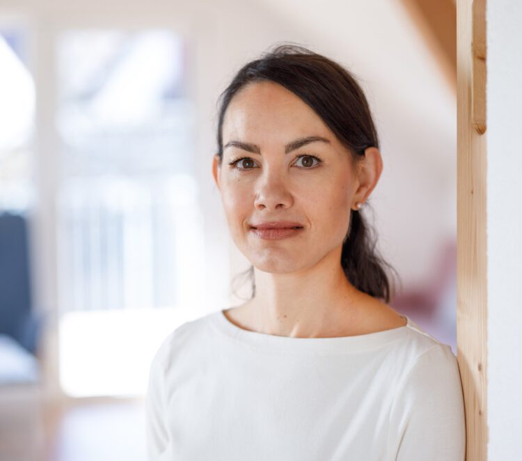 Mercedes Mende, Psychologin und Volkswortin für Bürgermeister und kommunale Entscheidungsträger